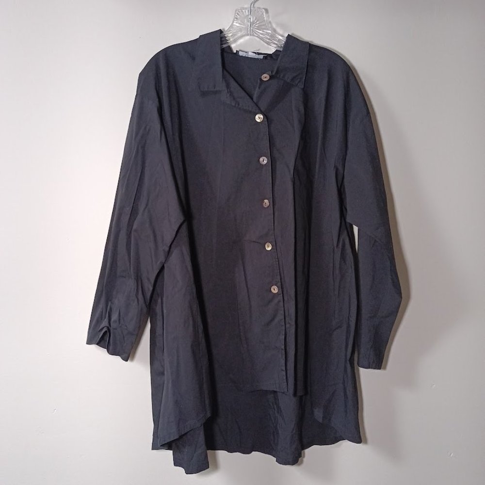Bryn Walker Light weight Linen Collar Button Front Shirt in Black Oversize S